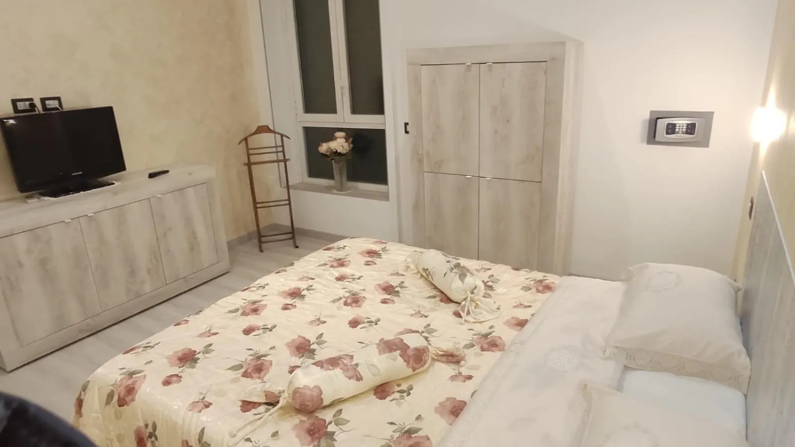 Holiday home Peonia La Casa...... Vacanze Per Tutti Rome