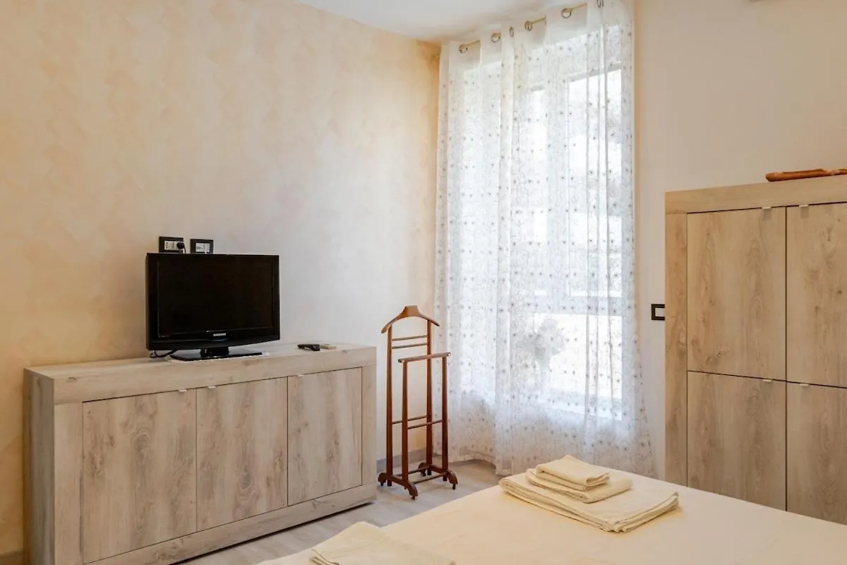 Holiday home Peonia La Casa...... Vacanze Per Tutti Rome